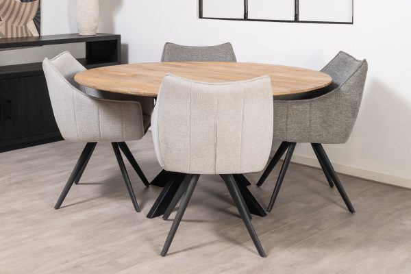 Ronde eettafel verjongd