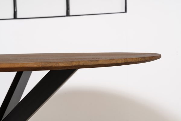 verjongde ronde eettafel